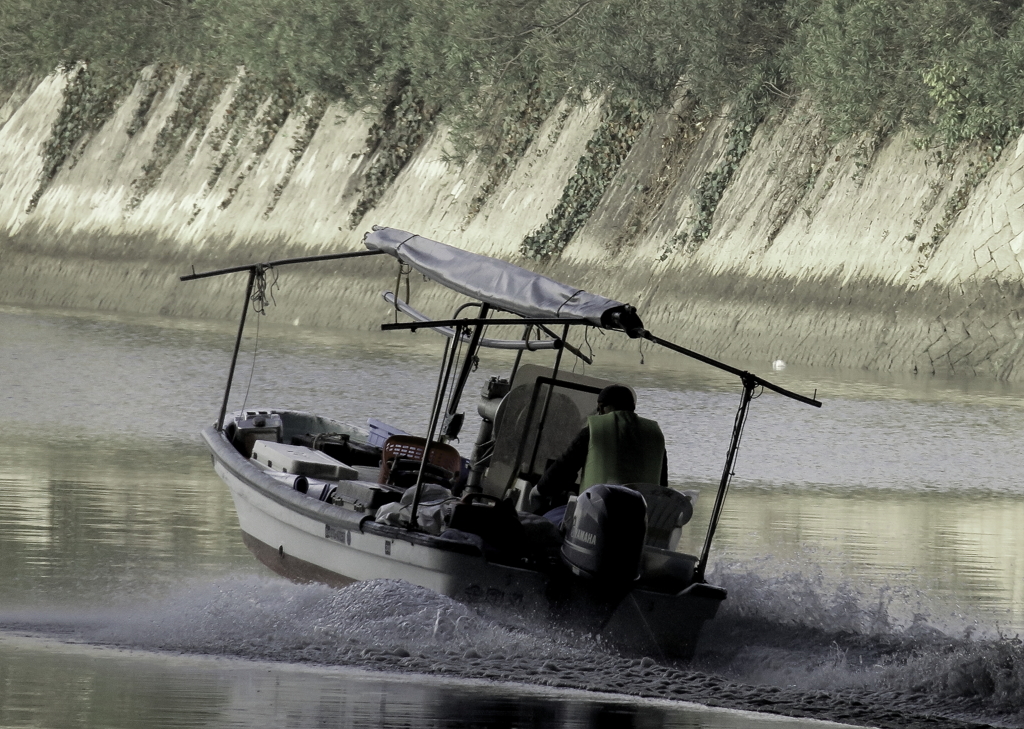 船首を上げて～・・