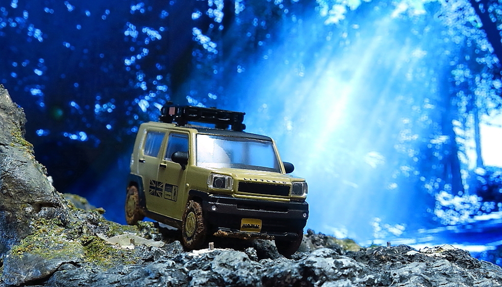 光芒（ダイハツタフト４WD 1/64)