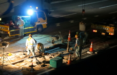 終電が通過した後・・「軌道敷内(深夜のメンテナンス工事）」