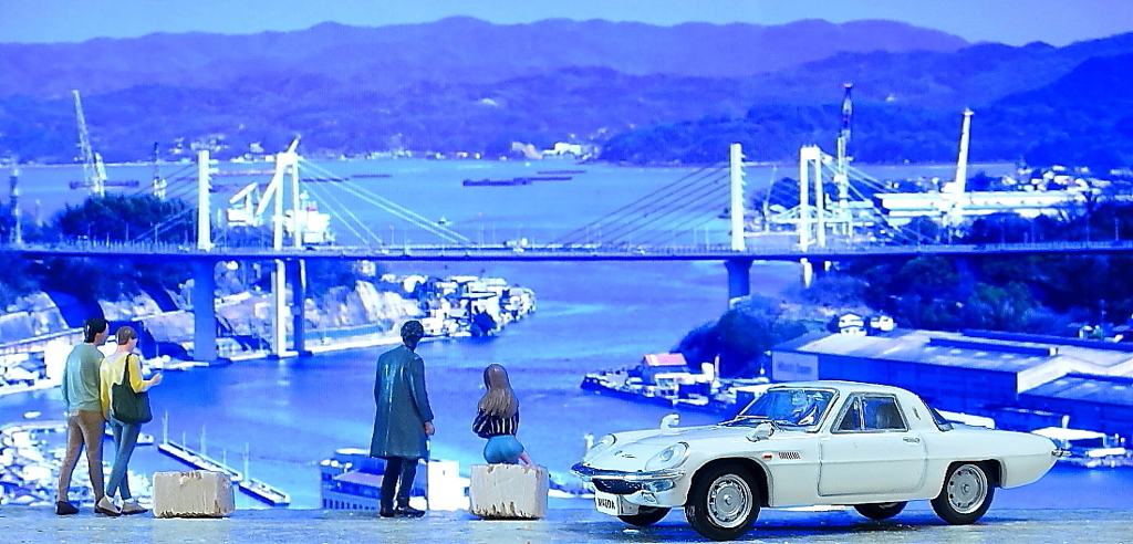 1967 コスモスポーツ（L10B後期型）1/64 