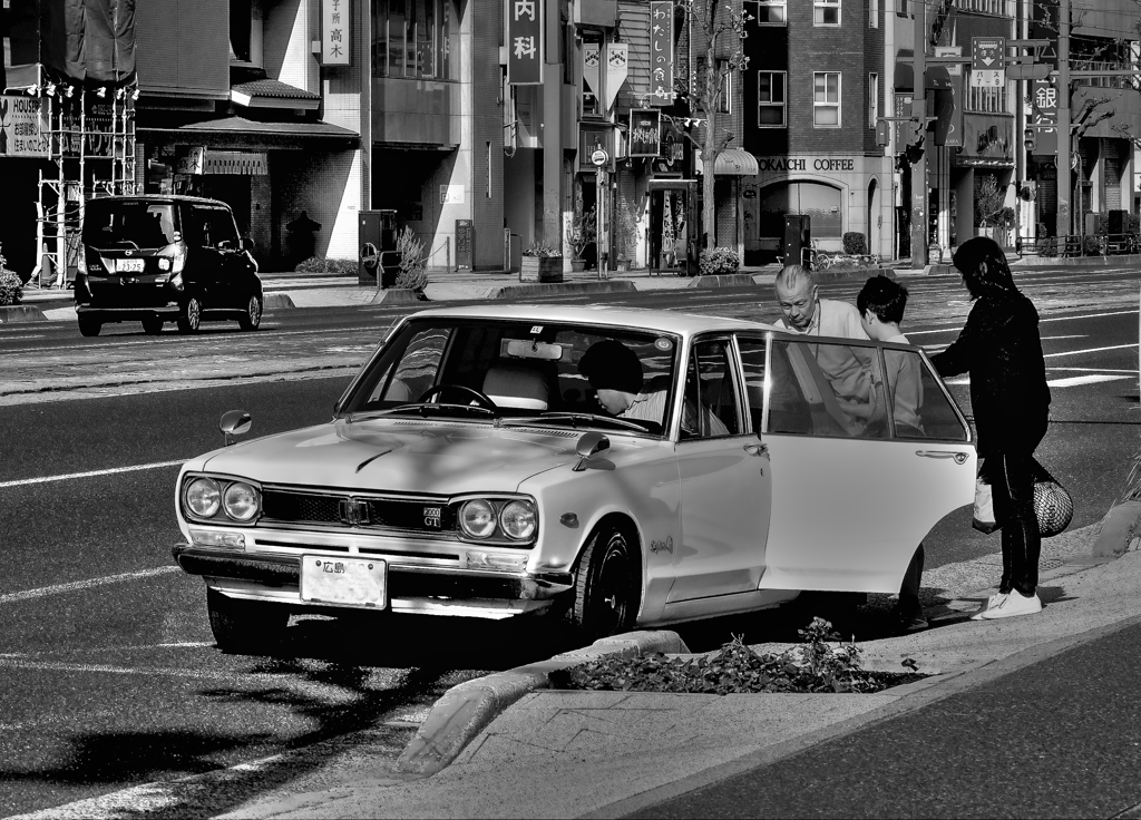 昭和へタイムスリップ「スカイライン２０００GT」