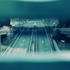 朝の幹線道路