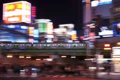 夜を走る