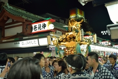 仲見世でお神輿に遭遇！①