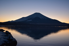 富士の夕闇