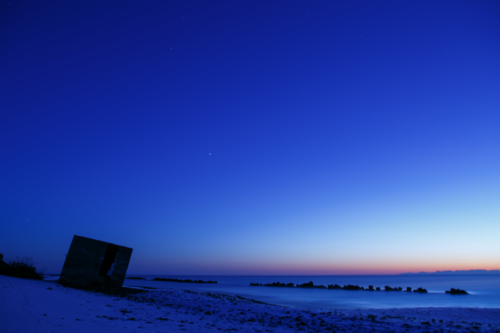 夜明けのトーチカ