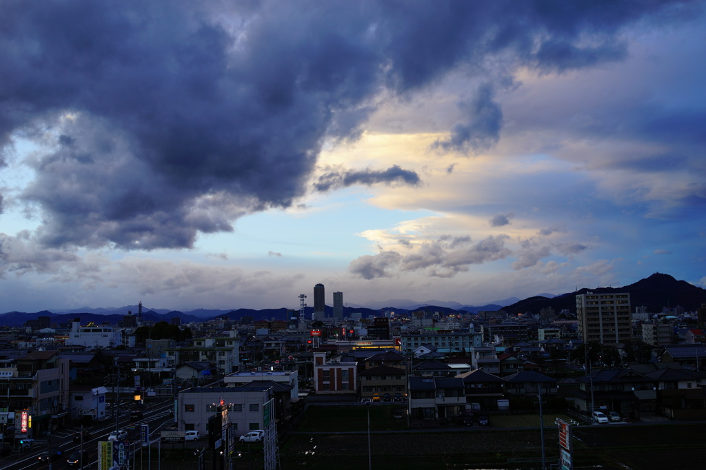 平成26年3月30日　雨上がりの岐阜市