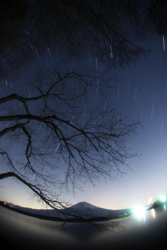 星堕つる時