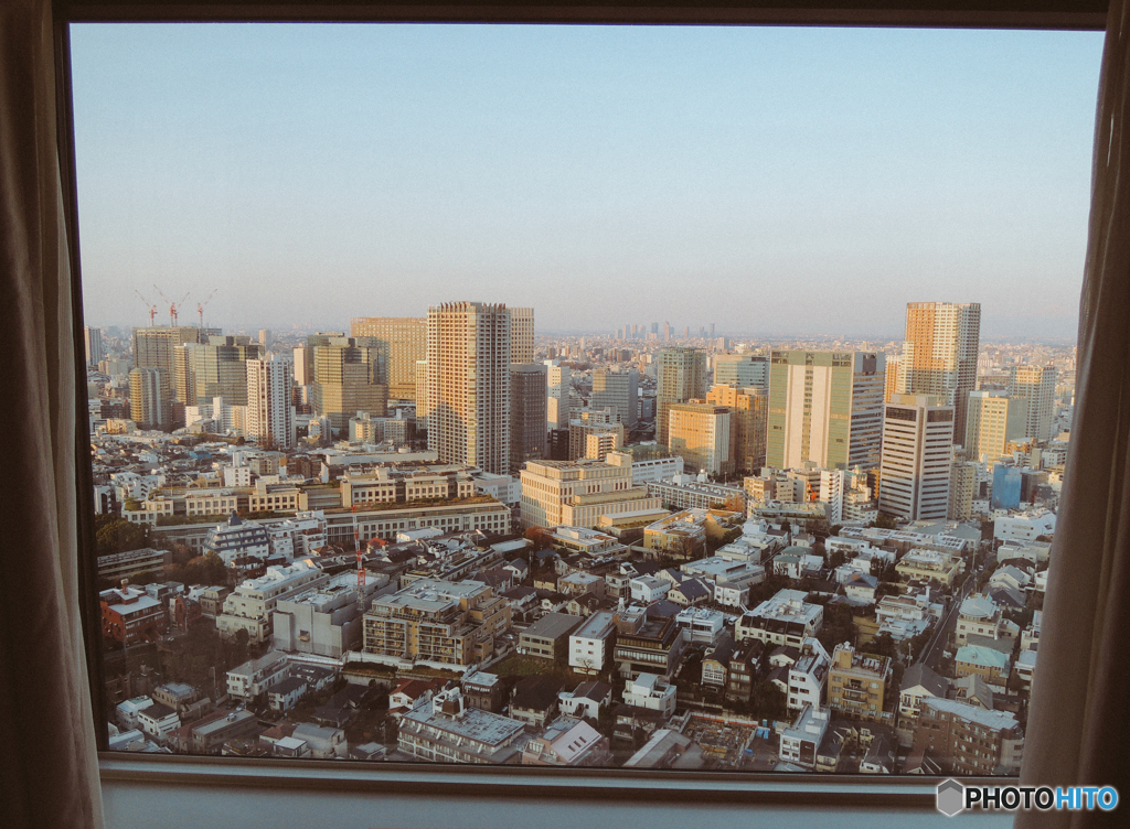 街の朝