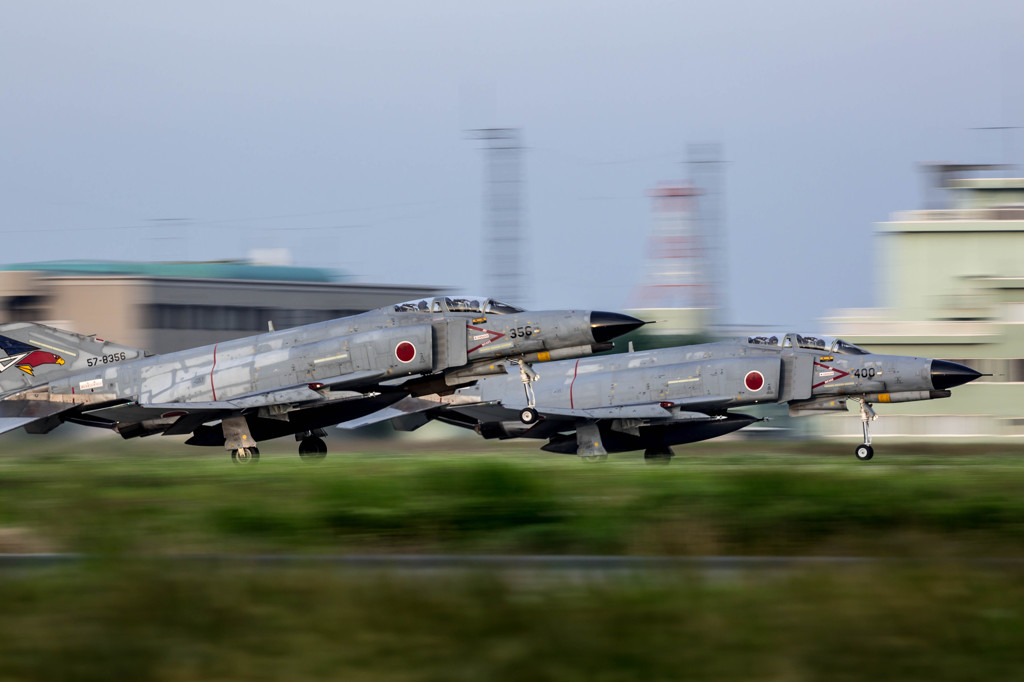 F-4フォーメーション