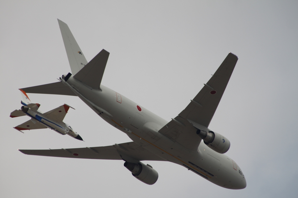 20150315小牧_空中給油デモ1