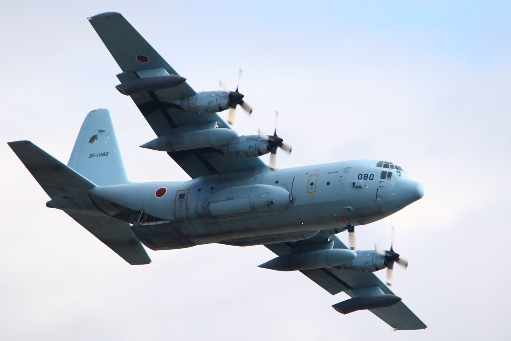 2017岐阜基地航空祭_C130H旋回