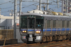 201512北陸線521系