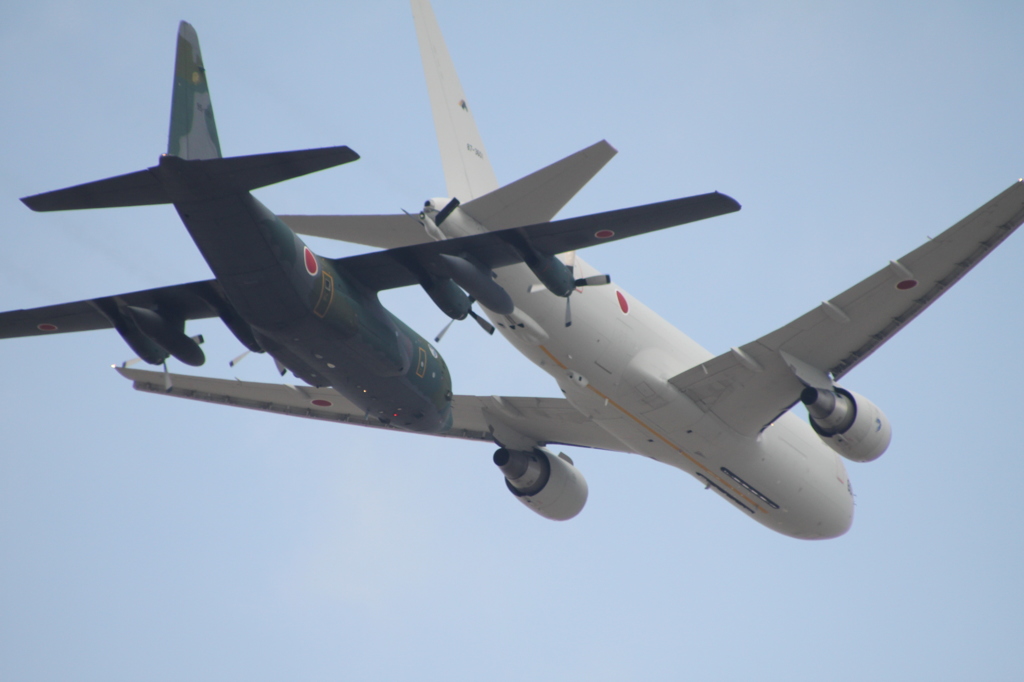 20150315小牧_空中給油デモ2