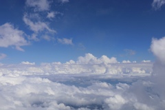 山頂ガスが流れて