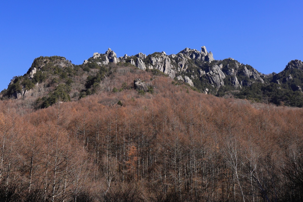 晩秋の瑞牆山