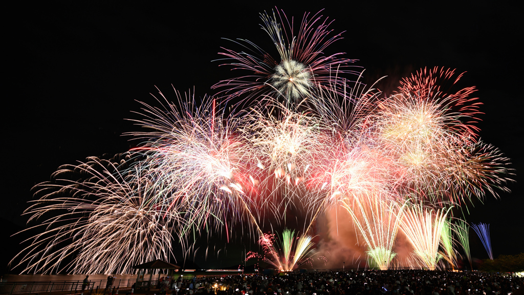 Fireworks to spread