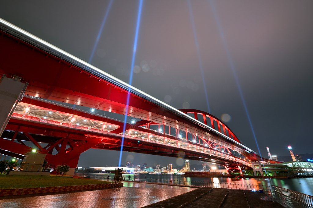 雨の神戸大橋