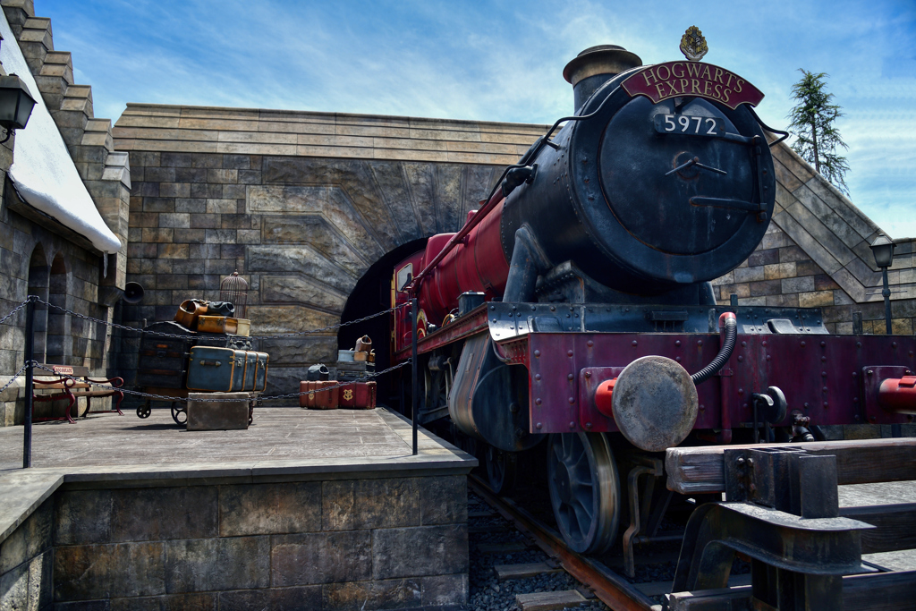 HOGWARTS EXPRESS