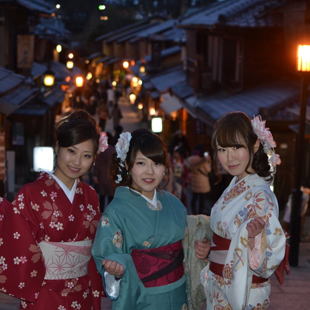 二年坂　灯り
