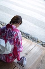 縞柄に浴衣