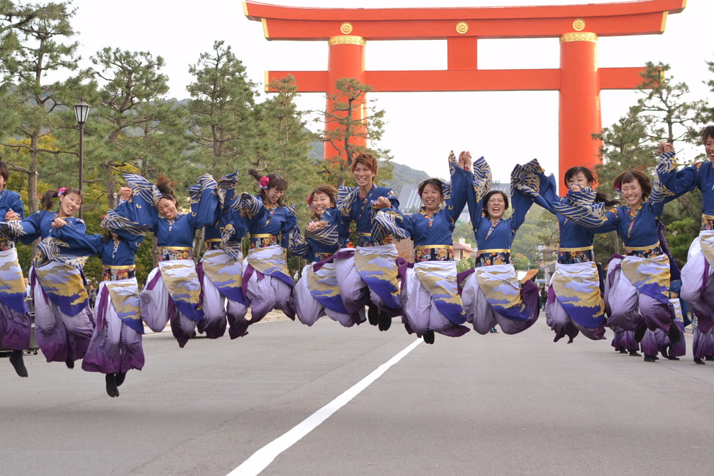 京都学生、踊りの祭典