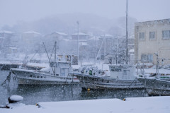 冬の漁港