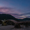 夕暮れの橋