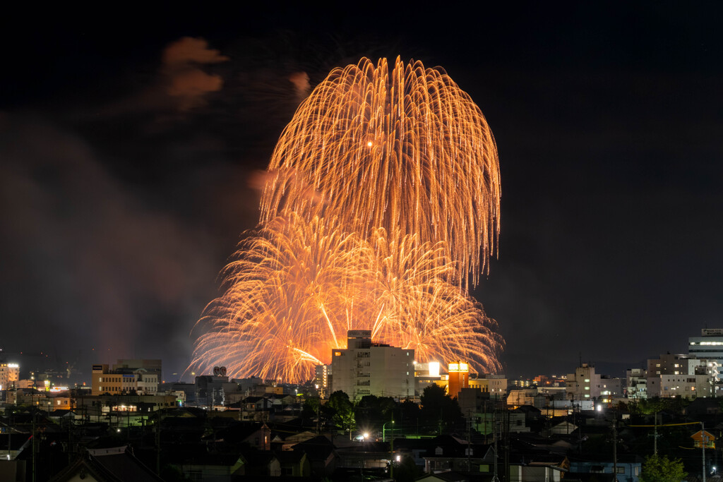 津市の尺玉