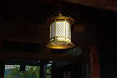 三室戸寺　釣り灯篭
