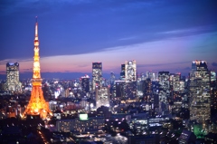 暮れはじめの東京。