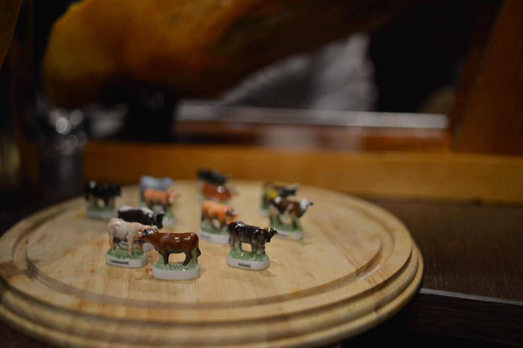 チーズとワインのおみせ