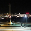 夜の羽田空港