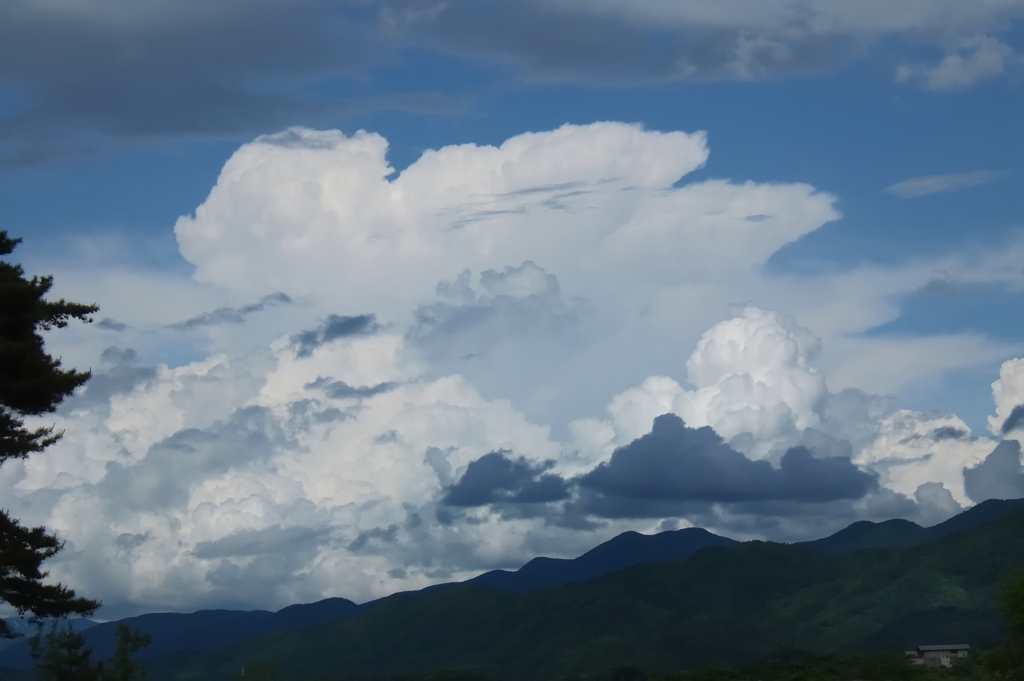 東の空