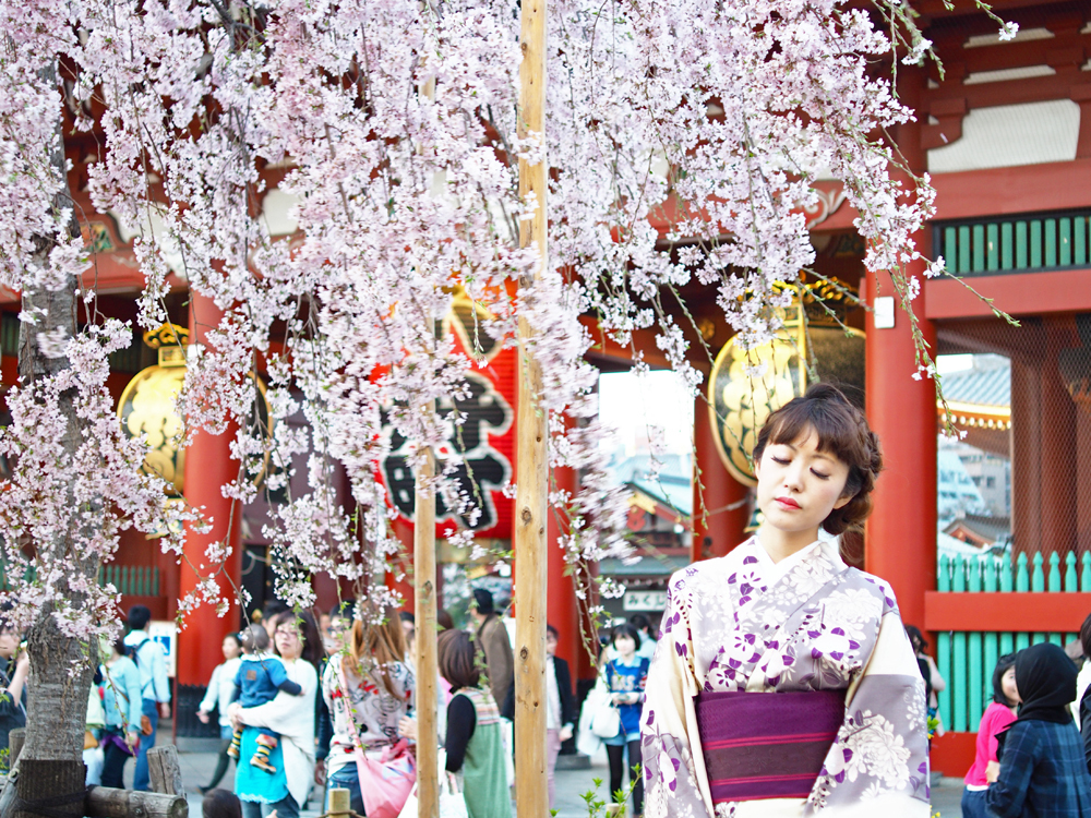 花より艶なるは人の華
