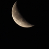 夜明けの月