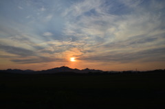 高速道路の夕日