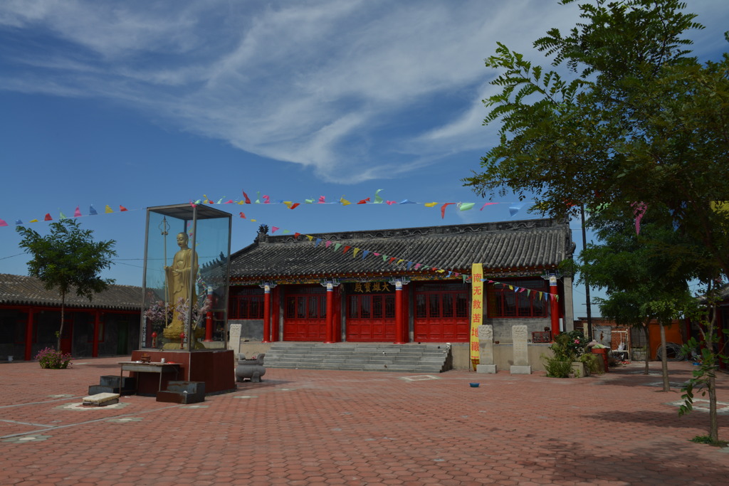 歓喜寺の中庭