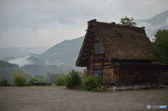 雨中白川郷3