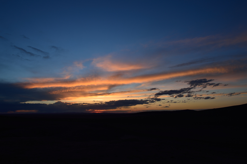 大草原夕焼け By 初心戻 Id 4506886 写真共有サイト Photohito