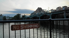 NO SWIMＭING　 ～アメリカンウォーターフロント～