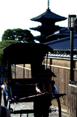 五重塔と人力車