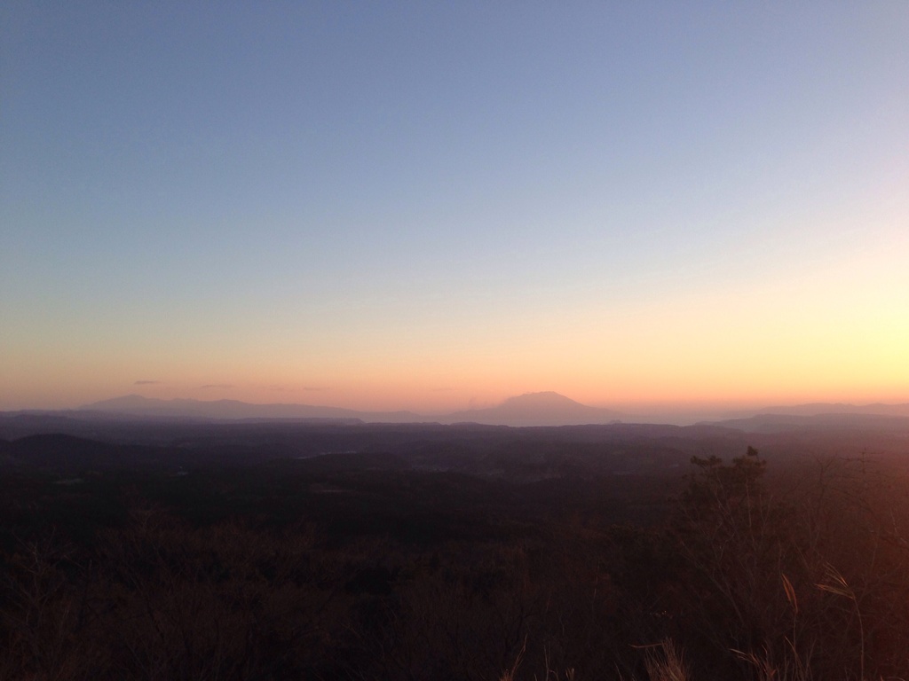 夕暮れの桜島