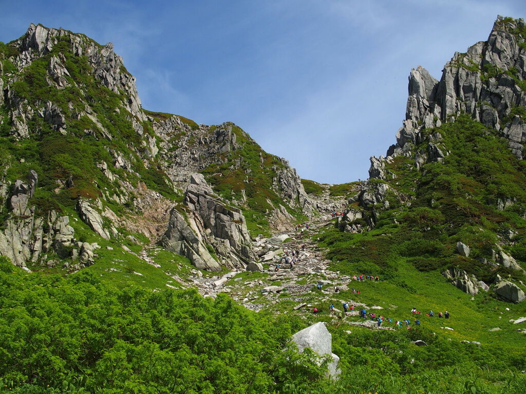 乗越浄土への登山道