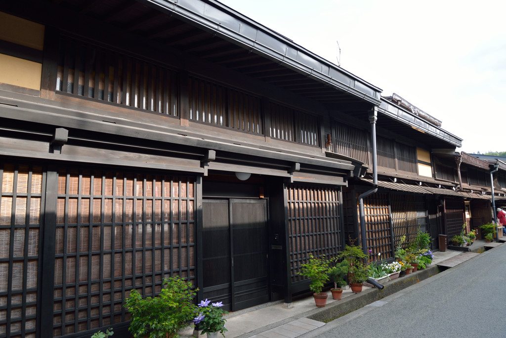 格子戸のある風景