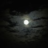 満月まえの月と雲