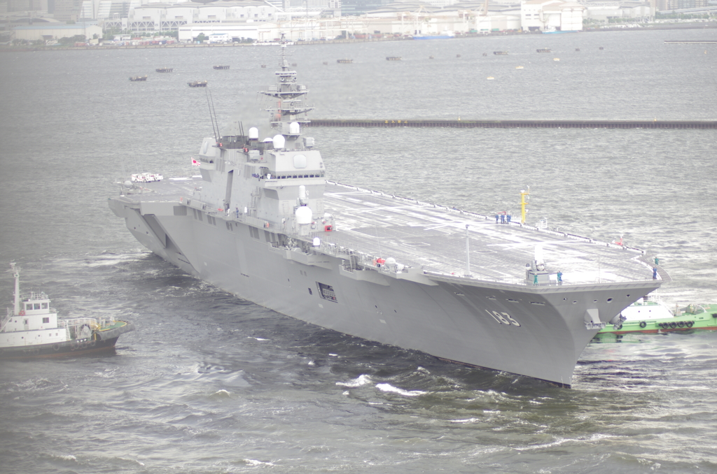 護衛艦いずも18