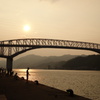 夕暮れの境水道大橋