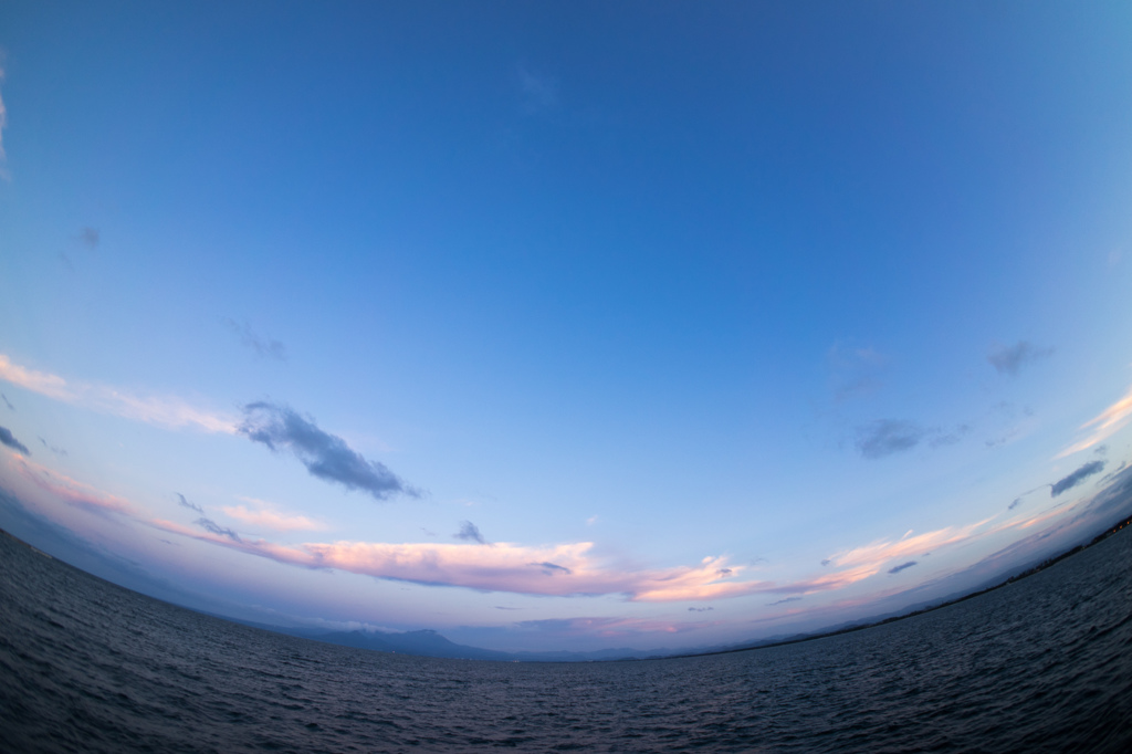 秋空の夕焼けと大山