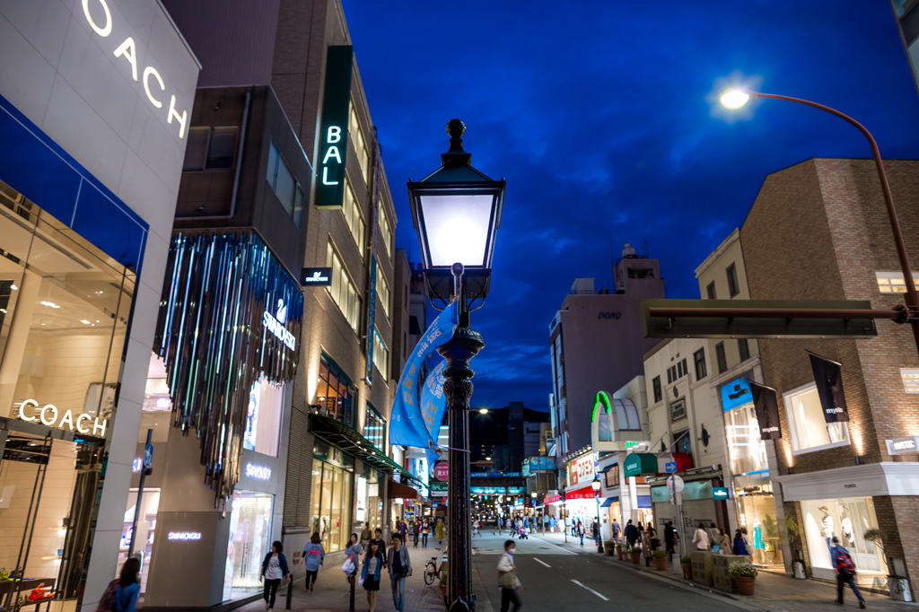 神戸三宮の街灯。